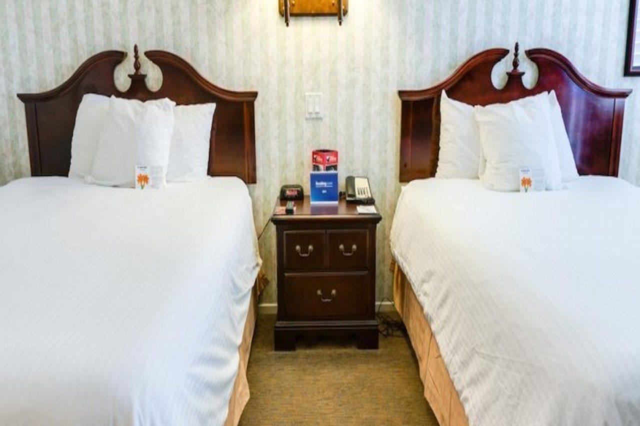 Carousel Inn And Suites Анахайм Екстериор снимка