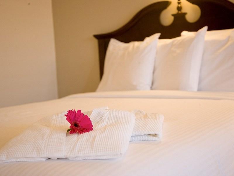 Carousel Inn And Suites Анахайм Стая снимка