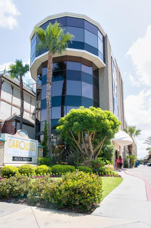 Carousel Inn And Suites Анахайм Екстериор снимка