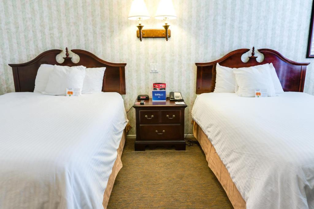 Carousel Inn And Suites Анахайм Екстериор снимка