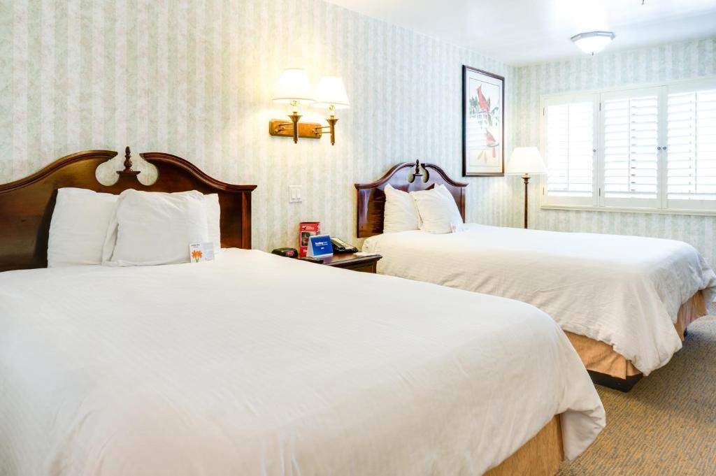 Carousel Inn And Suites Анахайм Екстериор снимка